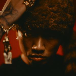 贱狗奴跪下舔脚扇巴掌
